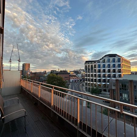 Spacious 2 Bedroom Penthouse Retreat Londres Exterior foto