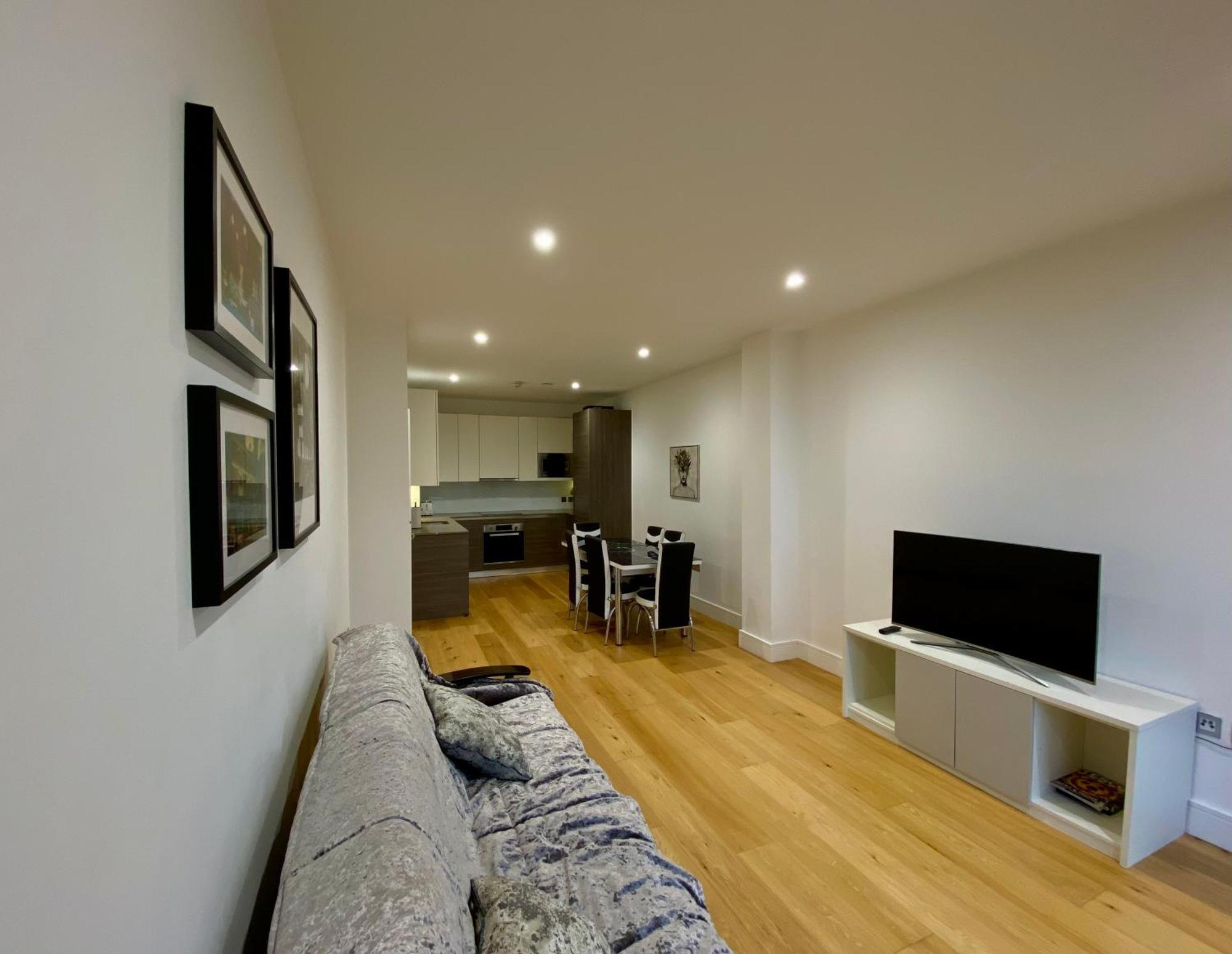 Spacious 2 Bedroom Penthouse Retreat Londres Exterior foto